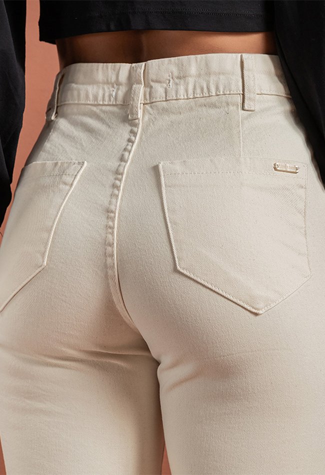 04 calca feminina alfaiataria bolso chapado