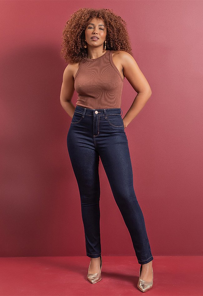 02 calca feminina cigarrete hot pants denim escuro