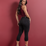 03 calca feminina capri black