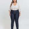 01 calca feminina reta plus size denim escuro